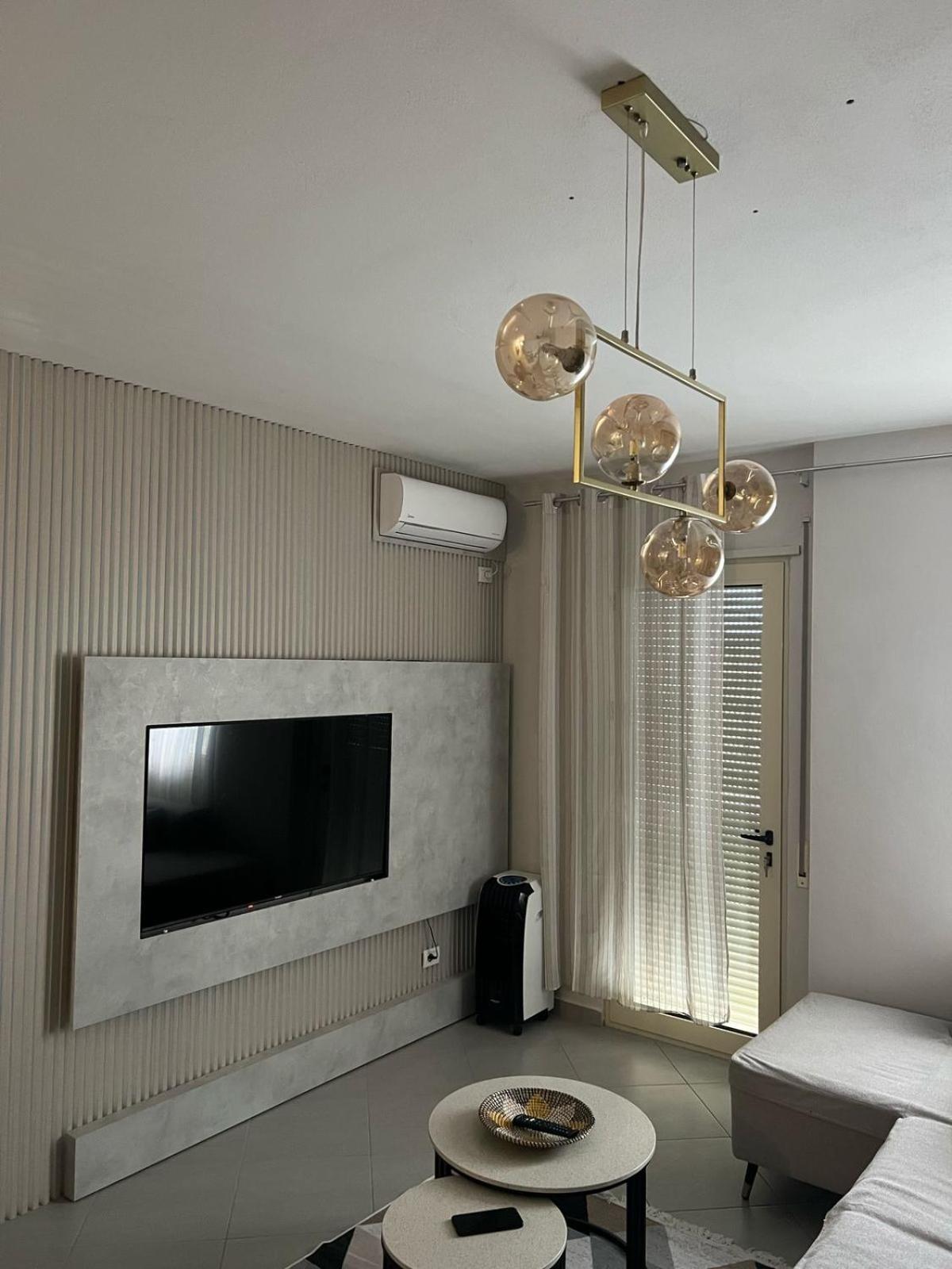 Zoar Apartment Durres
